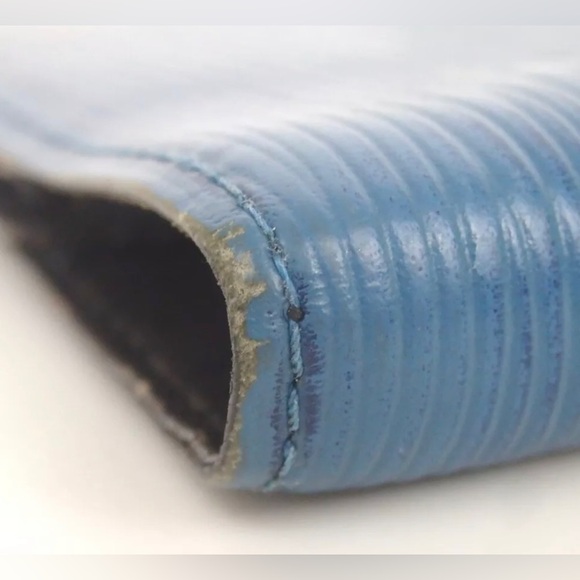 LOUIS VUITTON Blue Epi Leather Agenda ππ - Picture 9 of 11